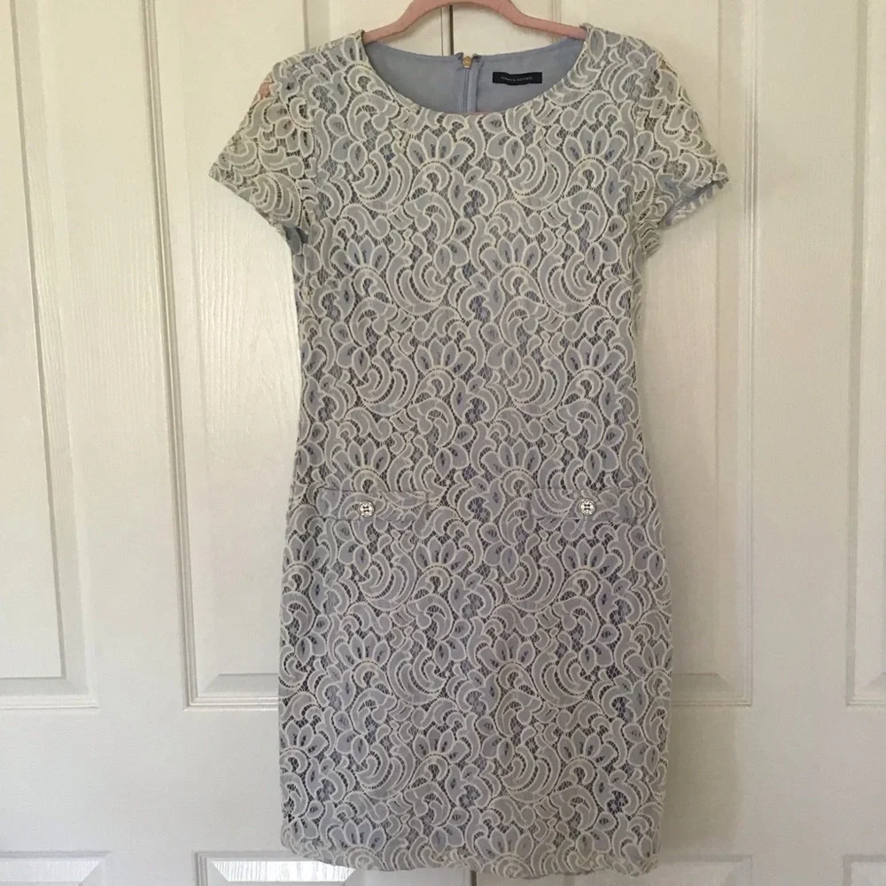 5/$25 Tommy Hilfiger lace sheath dress Sz 6